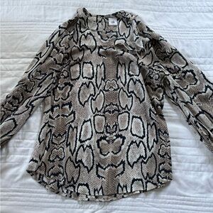 CAbi Black and Cream Patterned Top